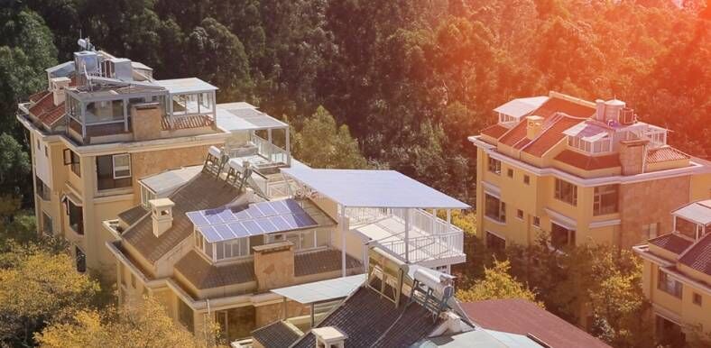 2.4KWp household rooftop grid connection solar system in Yunnan, China 